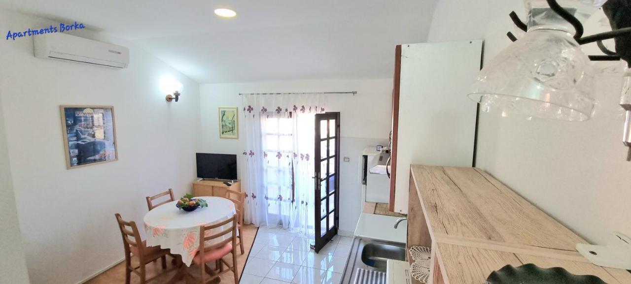 Apartments Borka Biograd Na Moru Εξωτερικό φωτογραφία